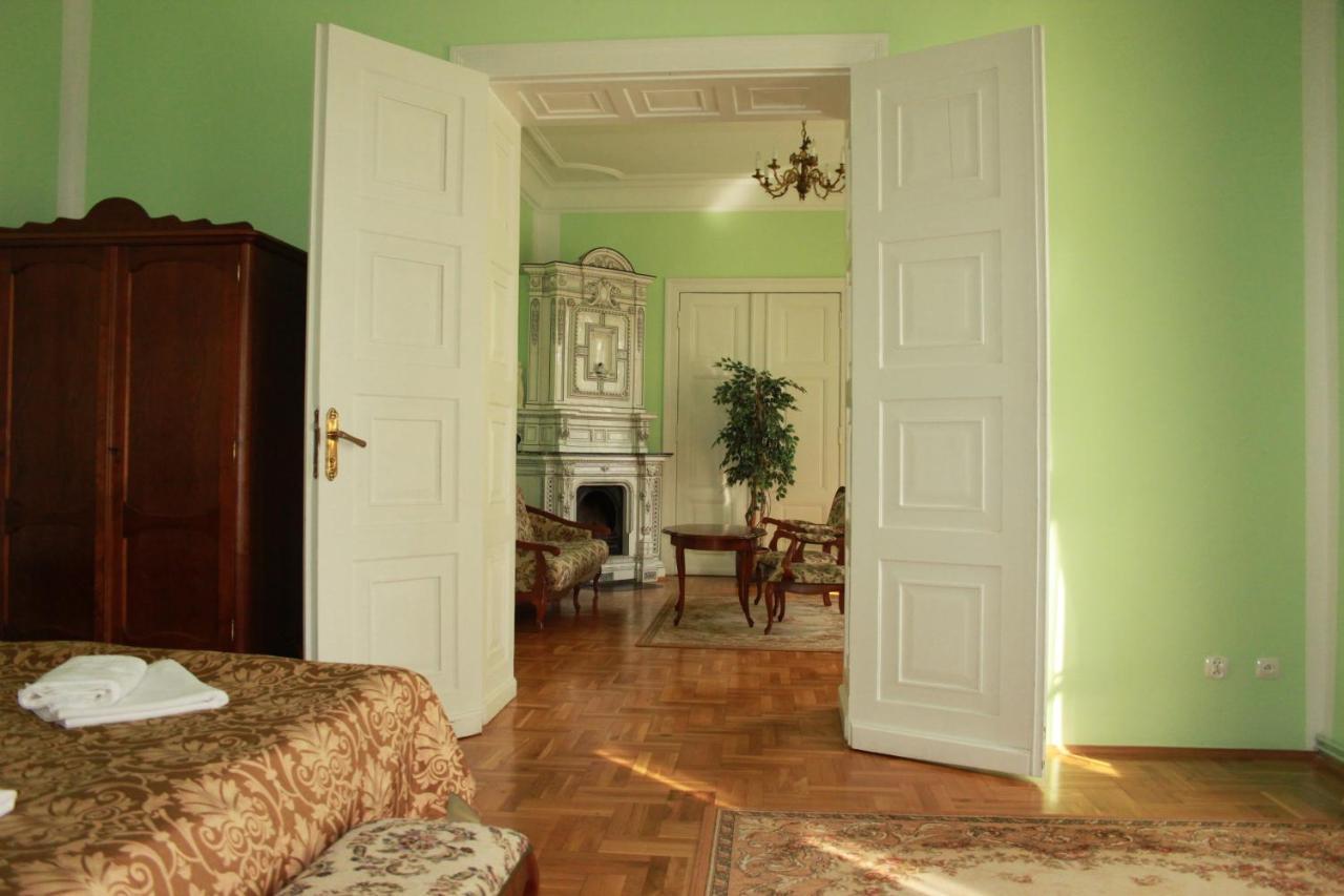 Nosowo Palac W Nosowie المظهر الخارجي الصورة
