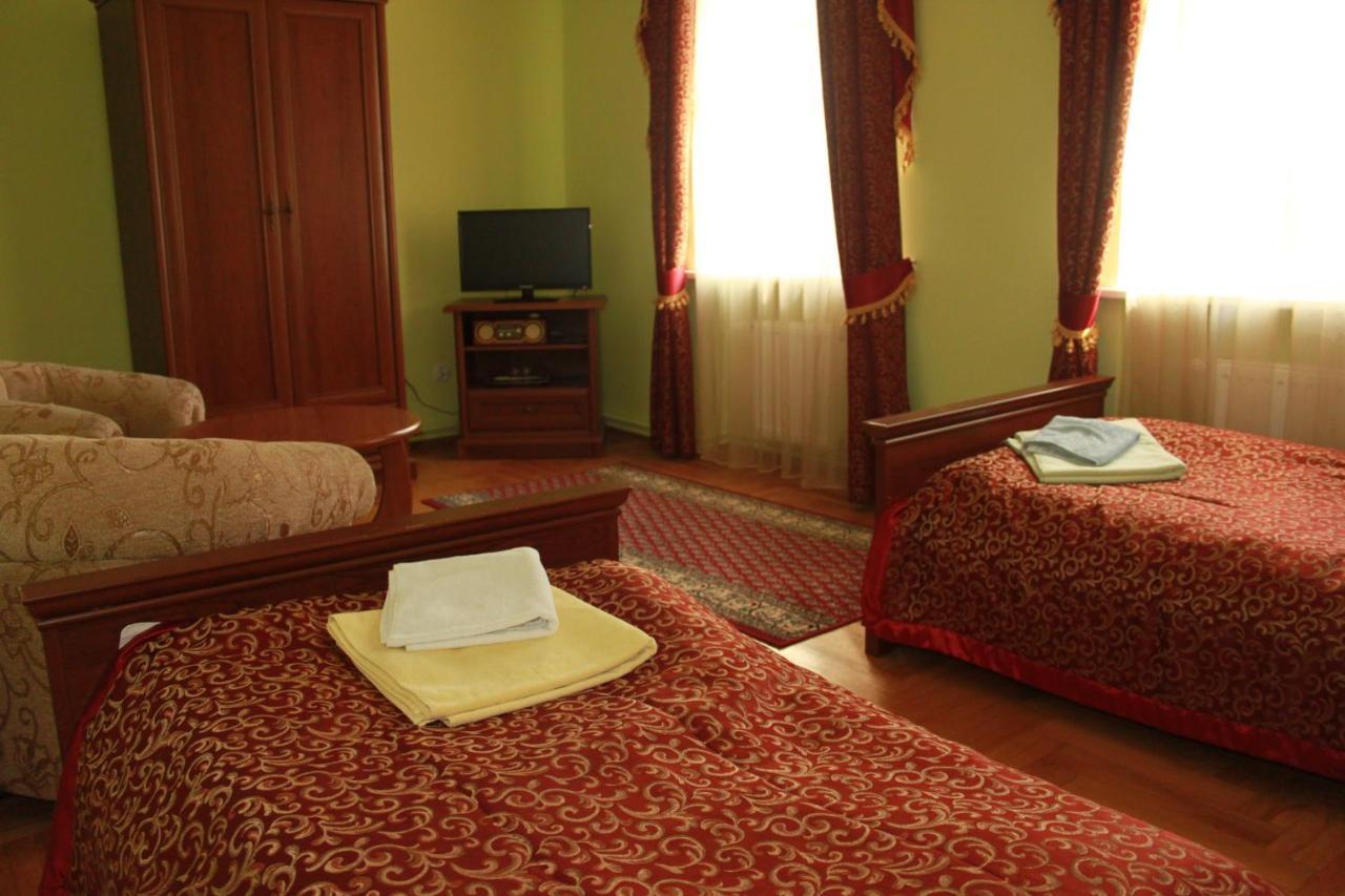 Nosowo Palac W Nosowie المظهر الخارجي الصورة